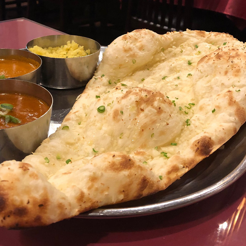 ガーリックナン(インドレストラン ガンジス あべのキューズタウン店)
