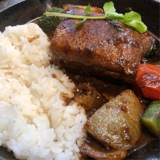 BBQカレー 彩り野菜増し(キャンプエクスプレス池袋店)