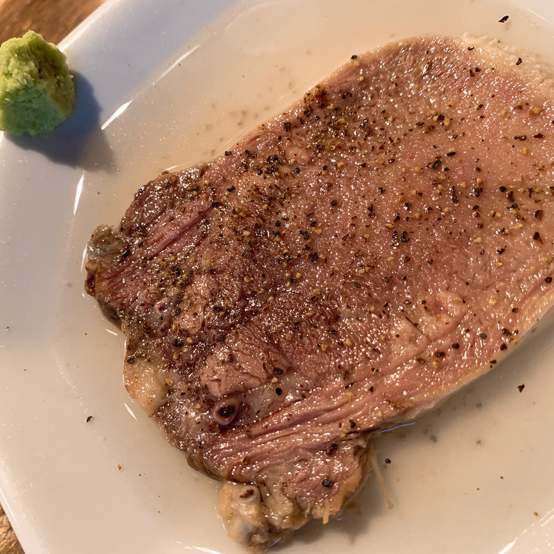 ゆでタン(もつ煮込み専門店 沼田 （もつにこみせんもんてん ぬまた）)