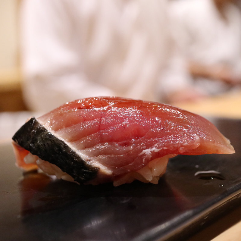 鰹(鮨はしもと)