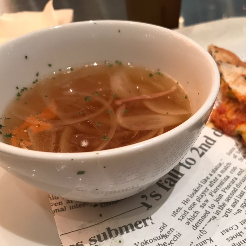 オニオンスープ ホットサンド類に付く、(カフェ ソラーレ 高槻店 （CAFE SOLARE）)