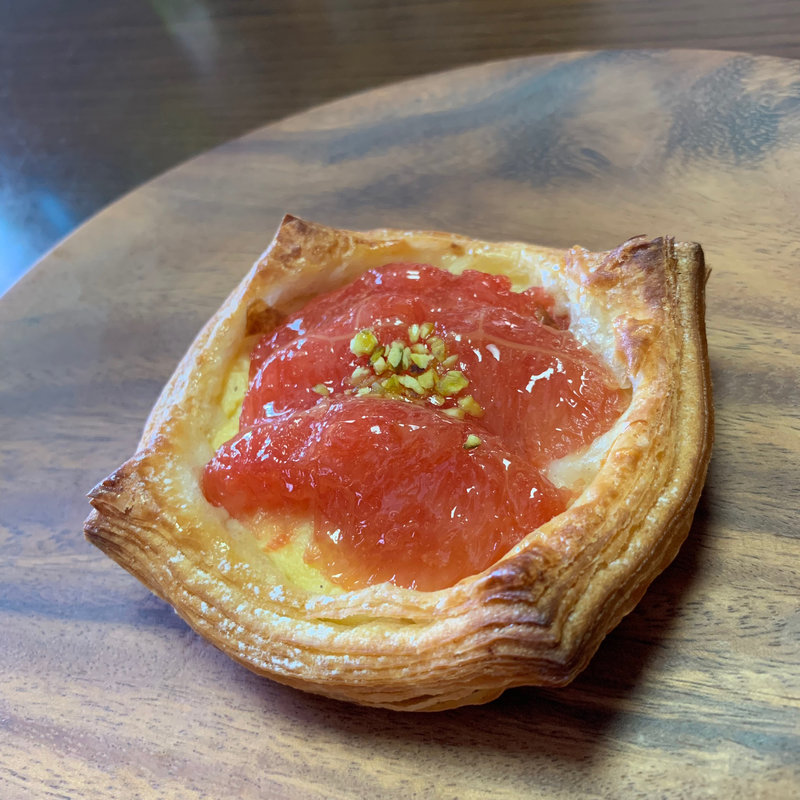 グレープフルーツのデニッシュ(やま市パン商店 )