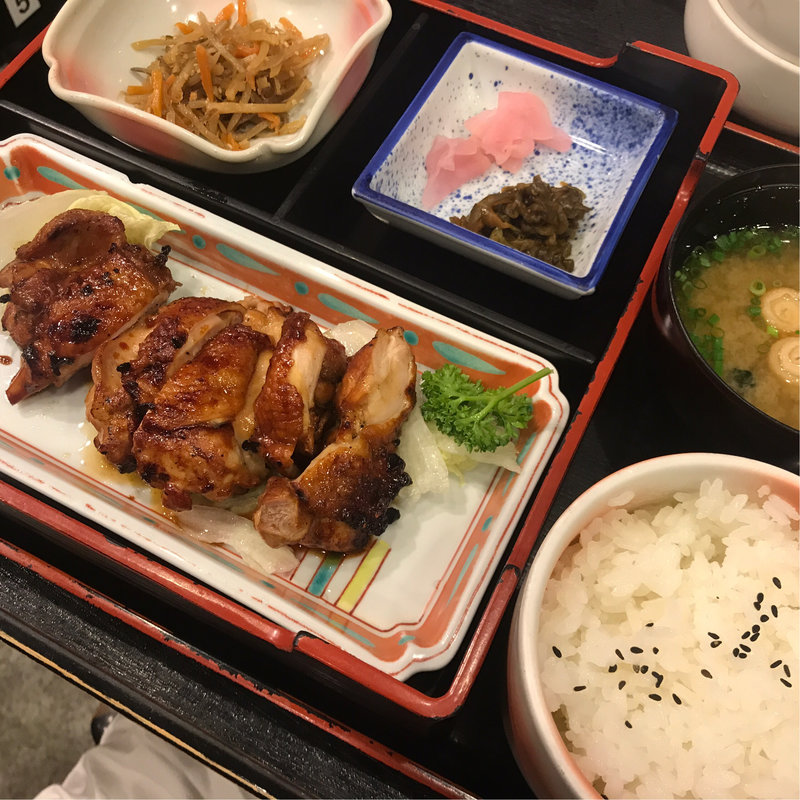 鳥照焼き定食(登利平 高崎モントレー店 （トリヘイ）)