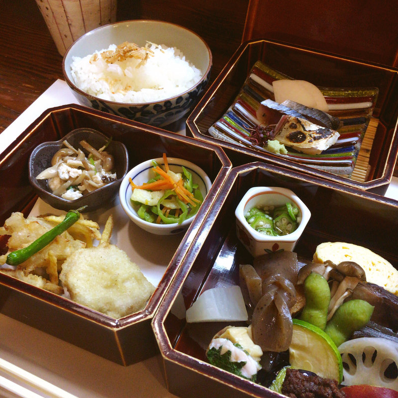3段弁当(山茶花 )