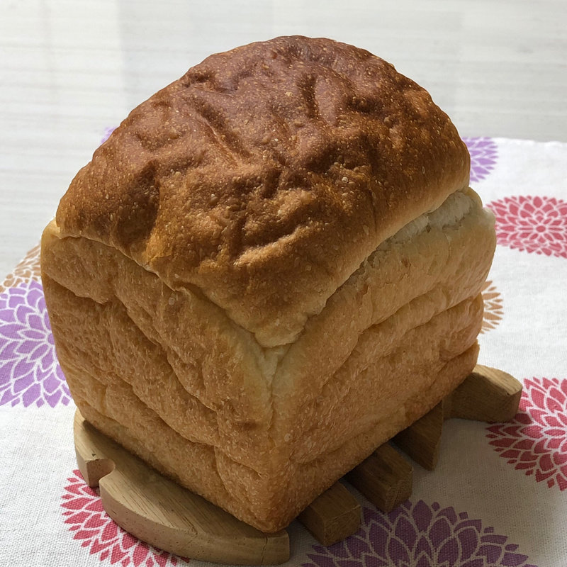 プレミアム湯種オリーブオイル食パン(BAKERY89)