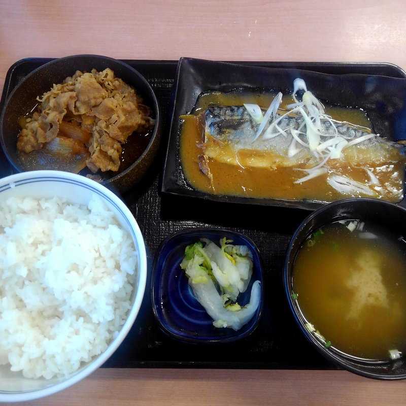 鯖みそ牛定食(そば処 吉野家 4号線古川栄町店 )