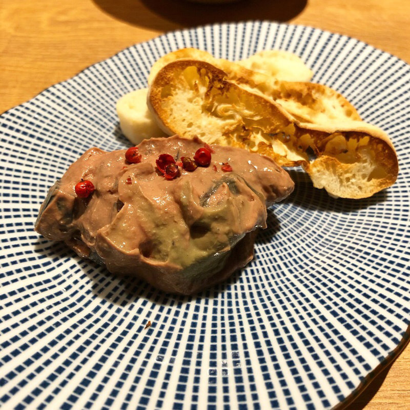 鶏レバーとピータンのパテ(大陸食堂TYPHOON)