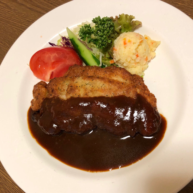 チキンカツレツ(洋食のビーハイブ)