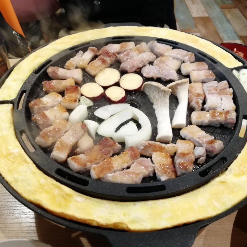 サムギョプサル(海辣鴨脖(カイラーヤボー))