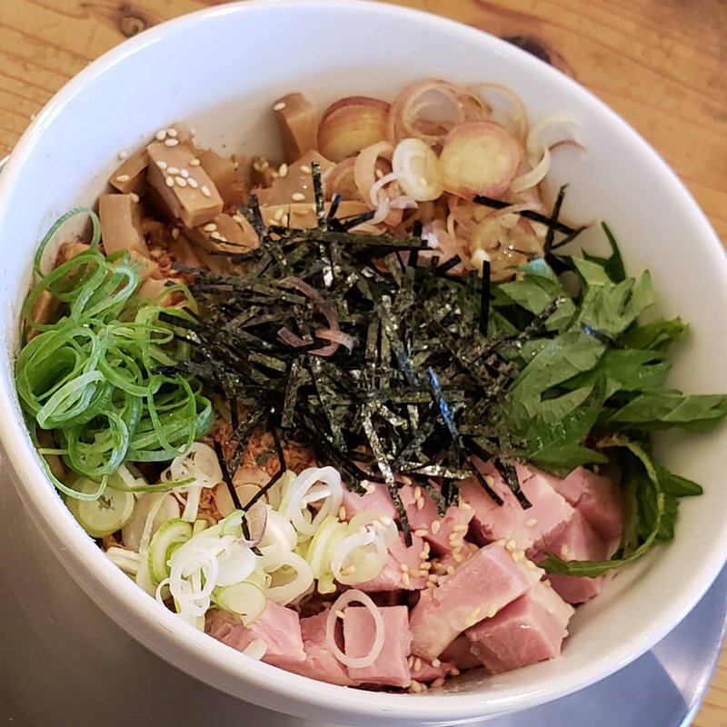 和えそば曲者(らぁ麺 めん奏心)