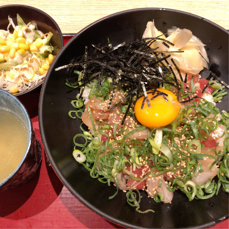 りゅうきゅう丼(よかたい 汐留シティーセンター店)