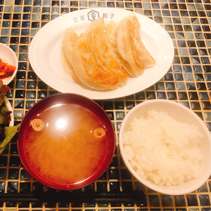 餃子定食 7ケ(立吉餃子 青山店)