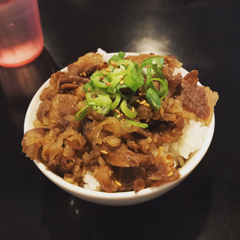 カルビ丼(柳麺マタドール)