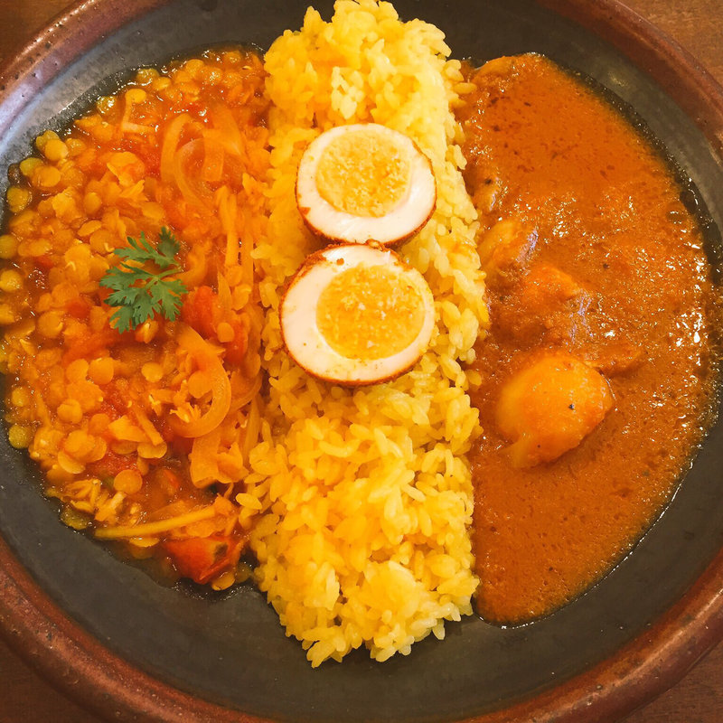 半々(クワイエットビレッジ・カレーショップ （QUIET VILLAGE CURRY SHOP）)