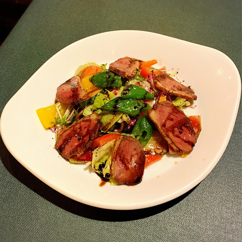 鴨の燻製温サラダ(Allez-allez！Du vins！ （アレアレデュヴァン）)