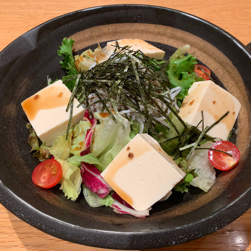 豆腐とじゃこの和風サラダ(銀座ライオン 一番町店 )