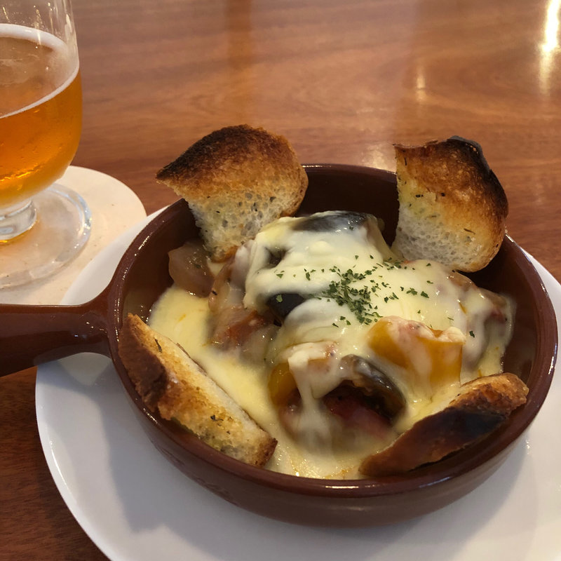 ピザ風ラタトゥイユ(なら麦酒ならまち醸造所 麦舎)