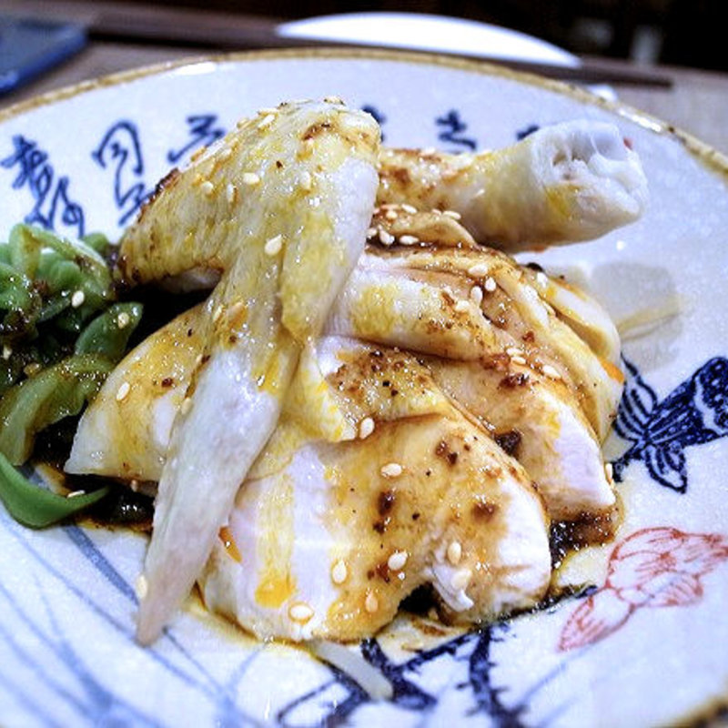 やわらか蒸鶏濃厚旨辛ダレ(四川家庭料理 中洞(なかほら))