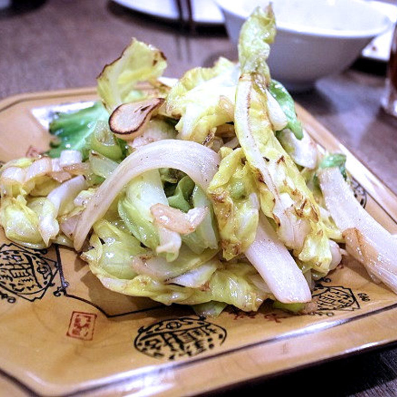 キャベツ炒め(四川家庭料理 中洞(なかほら))