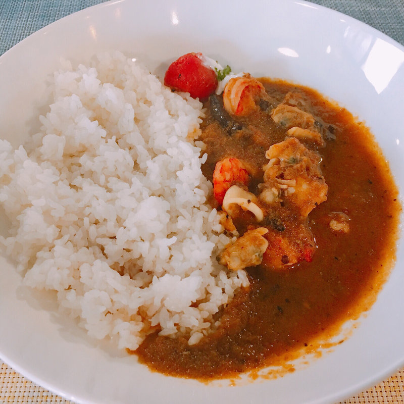 シーフードカレー(ふわりずむ)