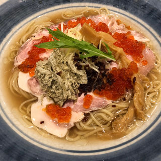 イクラと林流冷製塩らーめん(ラーメンプリズム)