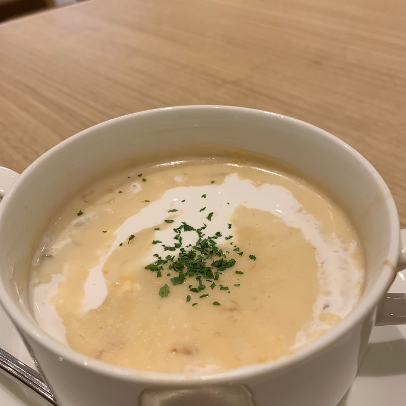 クラムチャウダー(関口フランスパン パティスリーダノワーズ店)