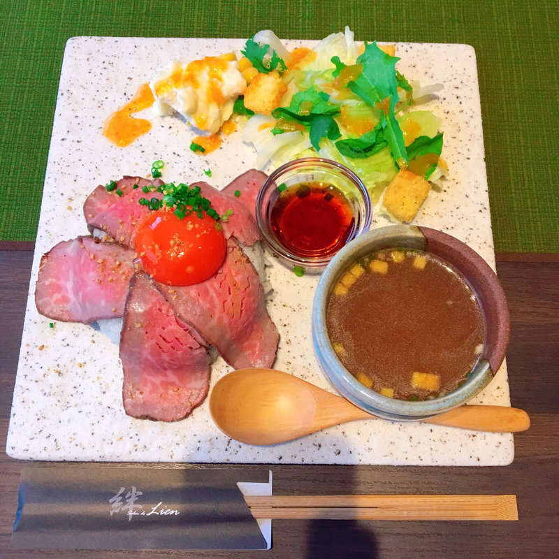 ローストビーフ特製秘伝ソース ヘルシープレート(Salon de Lien 絆)