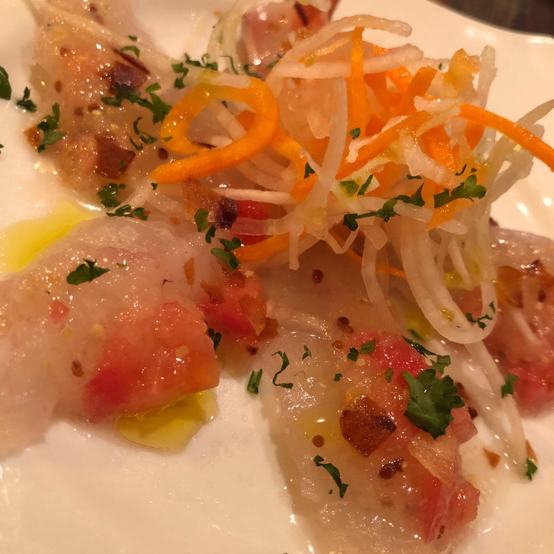 鯛のカルパッチョ(モンテ・ビアンコ )