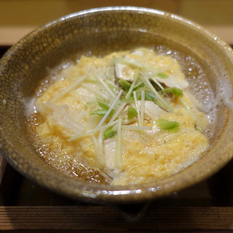 鱧と松茸の鍋(ひろ作 （ひろさく）)