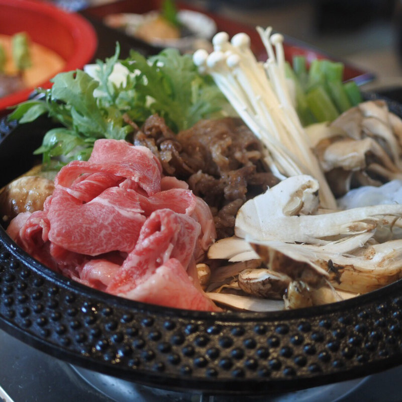 松茸と黒毛和牛のすき焼き食べ放題プラン(大阪屋形船 （おおさかやかたぶね）)