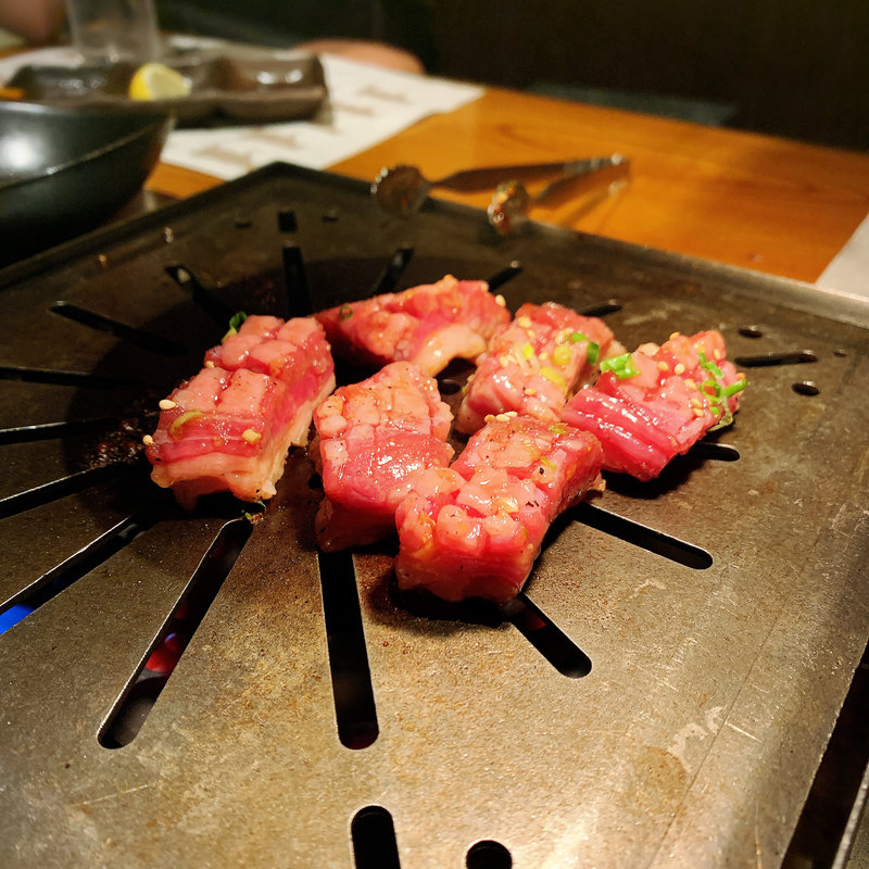 薩摩牛えんがわカルビ(黒毛和牛焼肉 薩摩 牛の蔵 広尾本店)