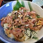 鯵丼(市場の食堂 金目亭 )