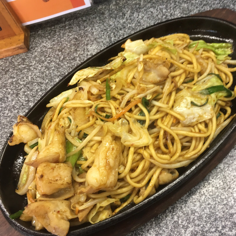 ホルモン焼きそば(一膳や)