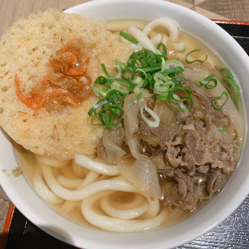 肉えび天うどん(因幡うどん 福岡空港店)