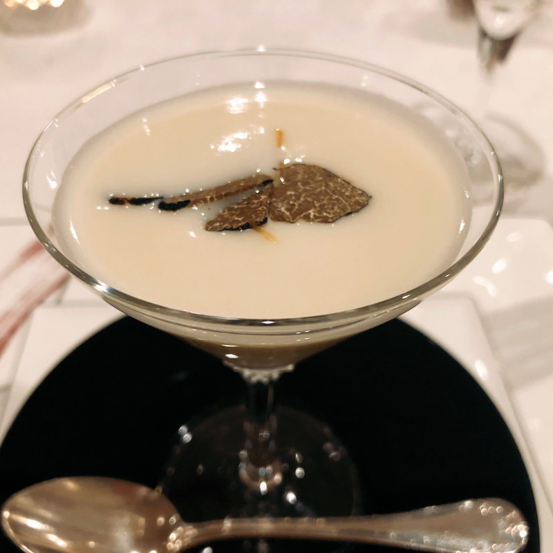 新タマネギの冷製ポタージュ(セ シュエット （【旧店名】LA CHOUETTE DE BONHEURE）)