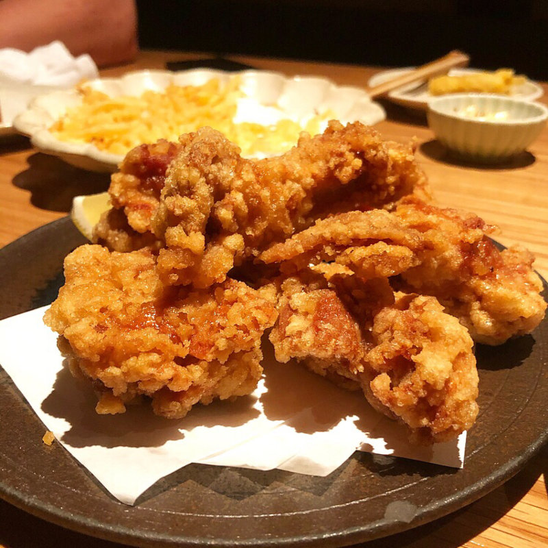 唐揚げ(酒場トやさいイソスタンド)