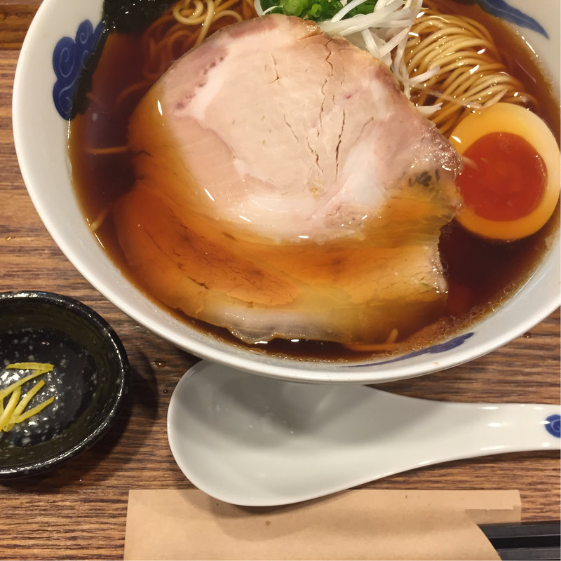 支那そば 黒(猪一 （イノイチ）)