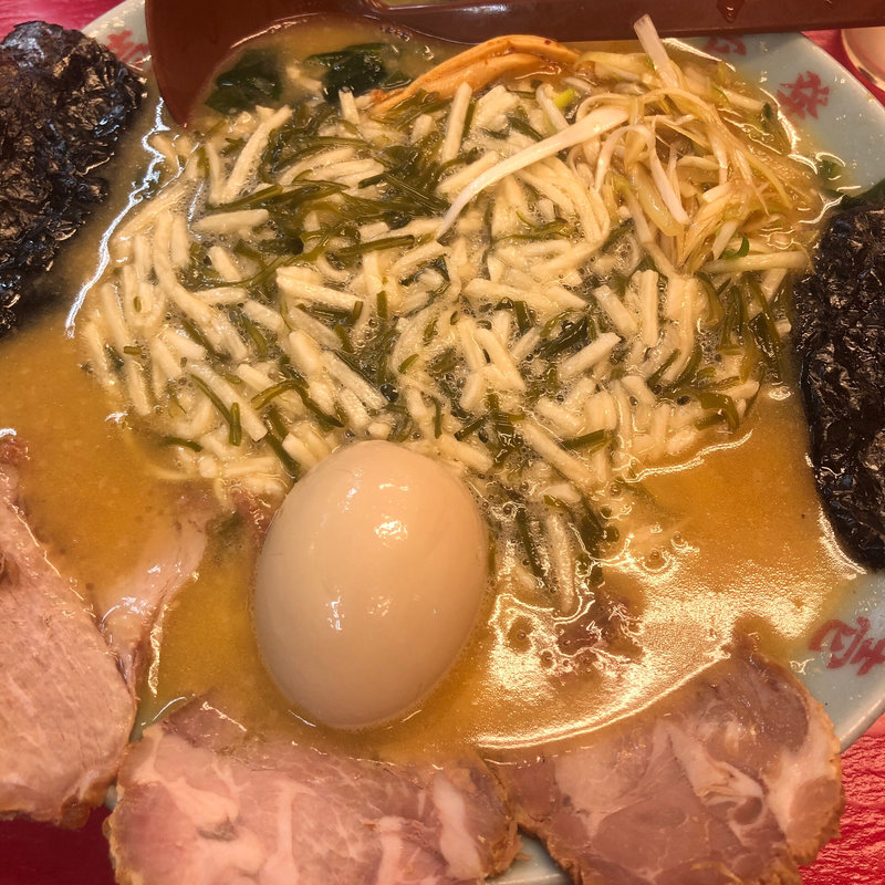 めかとろ味噌ラーメン(壱発ラーメン 八王子本店 （いっぱつ・らーめん）)
