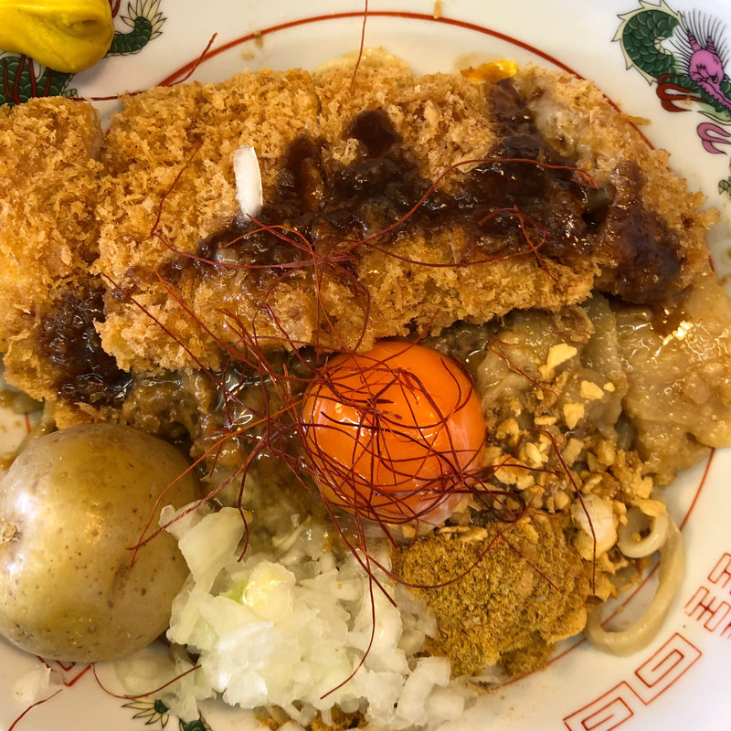 カツカレーラーメン(ジラフ )