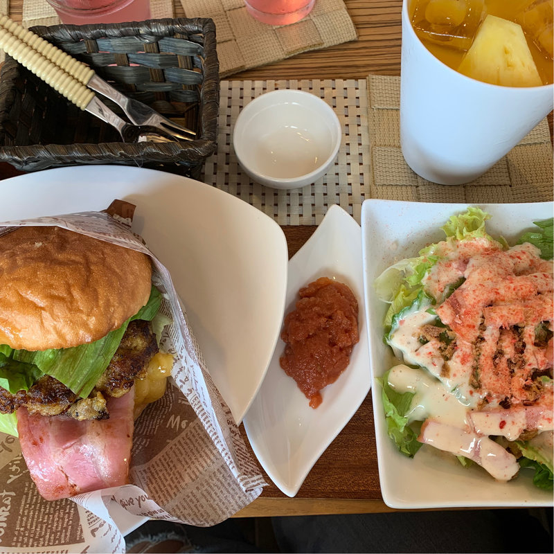 アボガドバーガー(ハートフルバーガー)