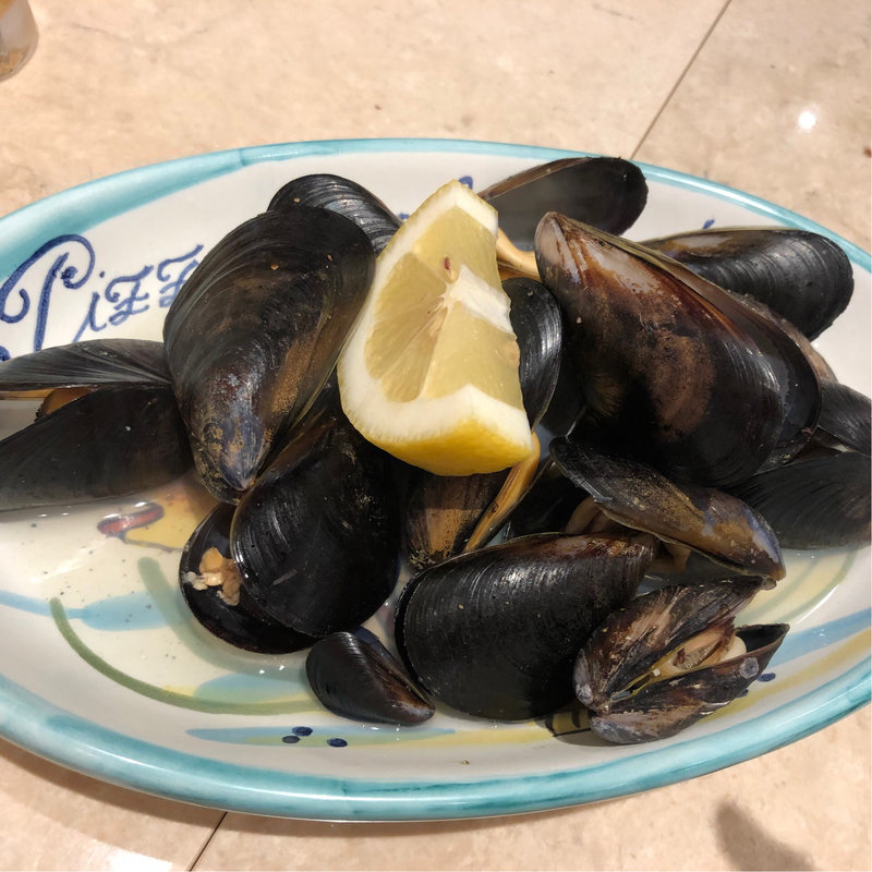 ムール貝前菜(ピッチェリアアルチェントロ)