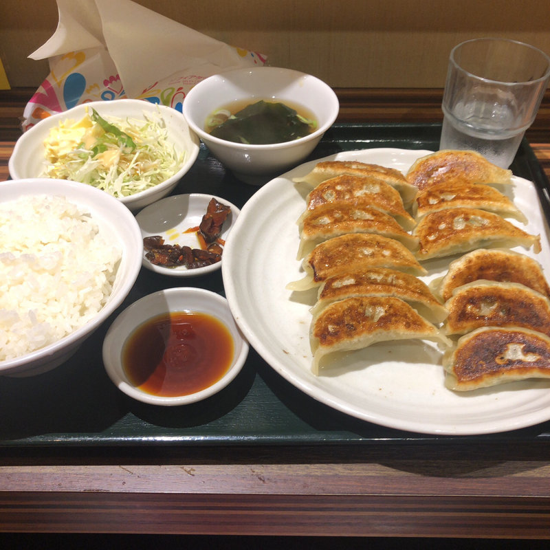 餃子定食(南京路)