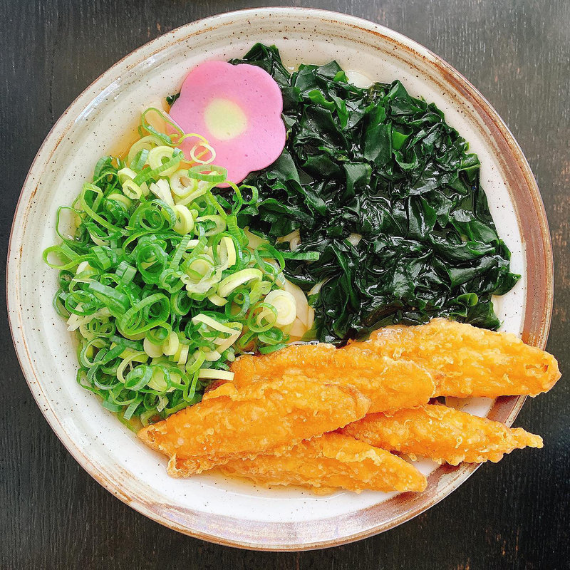 ごぼう天ワカメ追加(裕英うどん)
