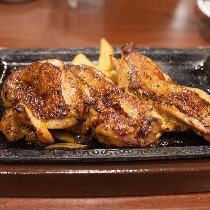 大盛り若鶏のスパイスグリル(ステーキガスト 姫路砥堀店)