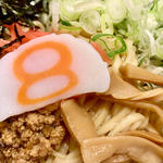から麺(８番ラーメン本店 )