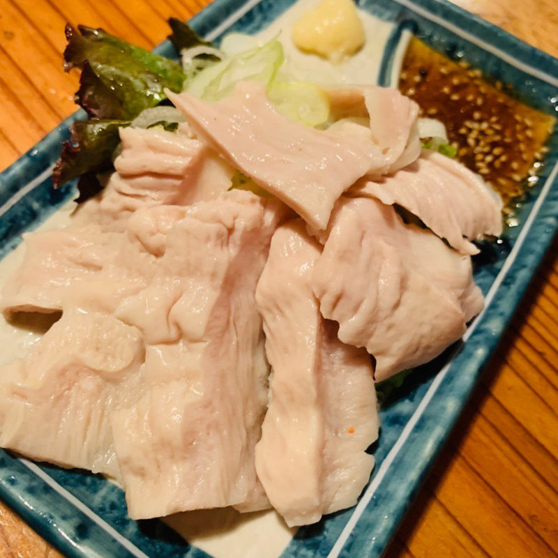 がつ刺し(やきとんまーちゃん)