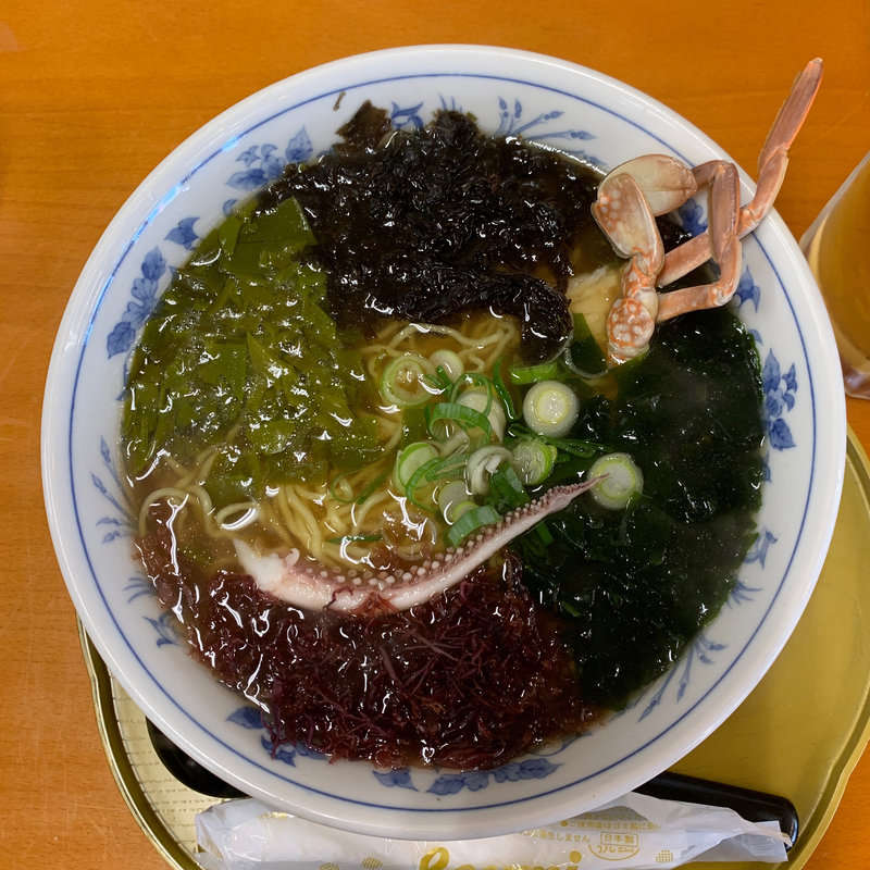 磯ラーメン(味処ドライブイン 灯台荘 （トウダイソウ）)