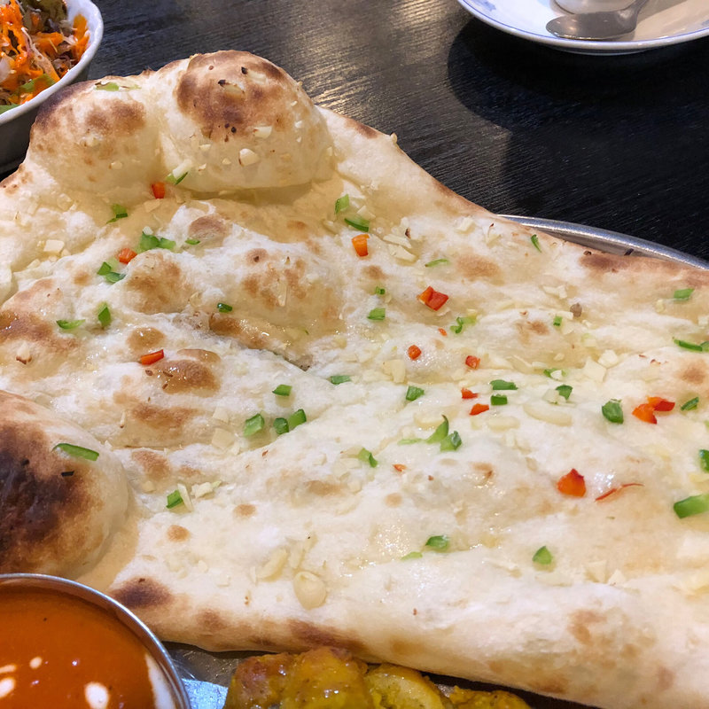 ガーリックナン  (シダラタ )