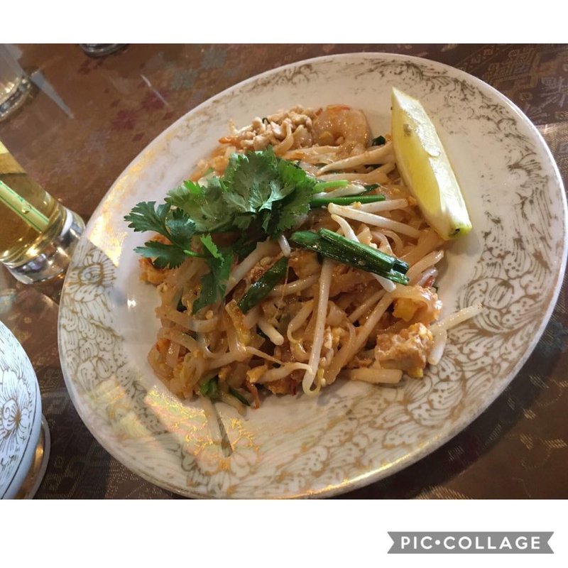 タイ風焼きそば(タイ・アヨタヤ・レストラン （Thai Ayothaya Restaurant）)