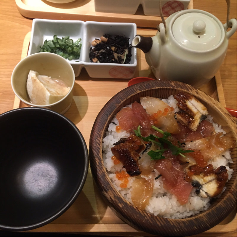 海鮮ひつまぶし(だし茶漬け えん 六本木ヒルズ店)